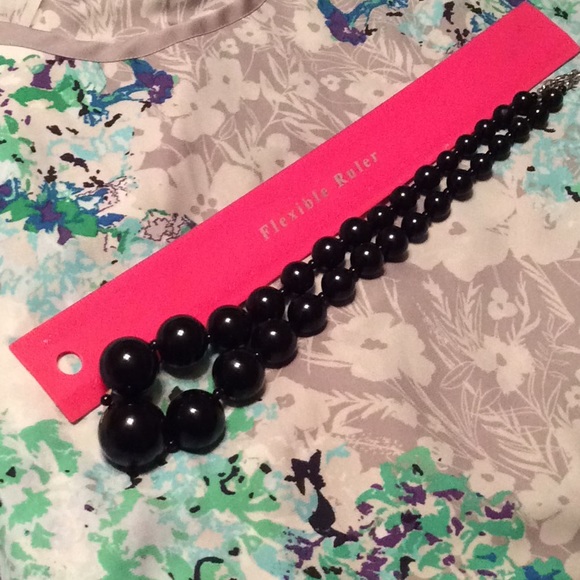 💕 Black beaded necklace with adjustable chain - Picture 4 of 5